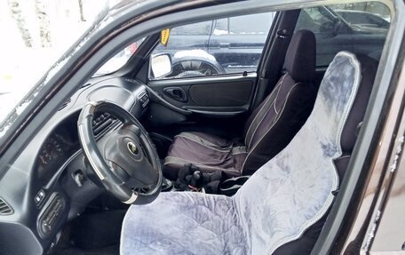 Chevrolet Niva I рестайлинг, 2012 год, 420 000 рублей, 4 фотография