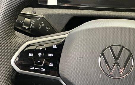 Volkswagen Tiguan, 2024 год, 4 650 000 рублей, 18 фотография