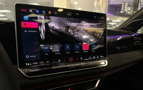 Volkswagen Tiguan, 2024 год, 4 650 000 рублей, 23 фотография