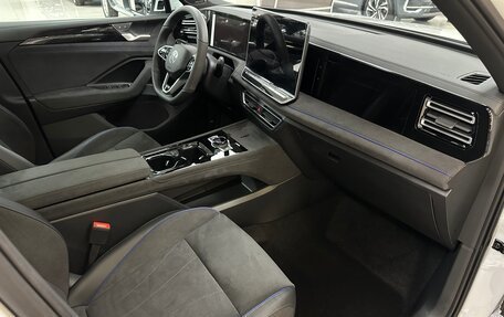 Volkswagen Tiguan, 2024 год, 4 650 000 рублей, 31 фотография