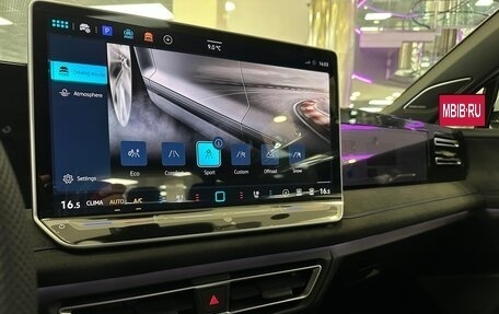 Volkswagen Tiguan, 2024 год, 4 650 000 рублей, 24 фотография