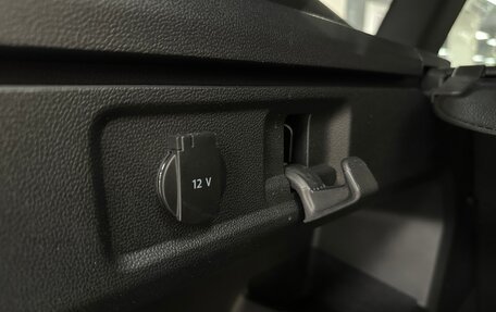 Volkswagen Tiguan, 2024 год, 4 650 000 рублей, 39 фотография
