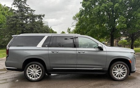 Cadillac Escalade V, 2022 год, 12 720 000 рублей, 5 фотография