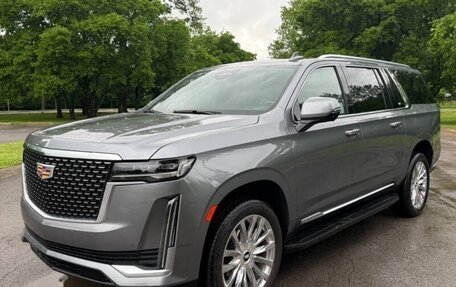 Cadillac Escalade V, 2022 год, 12 720 000 рублей, 2 фотография
