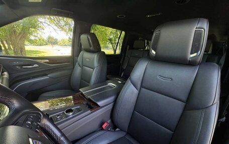 Cadillac Escalade V, 2022 год, 12 720 000 рублей, 10 фотография