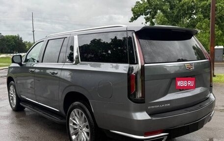 Cadillac Escalade V, 2022 год, 12 720 000 рублей, 6 фотография