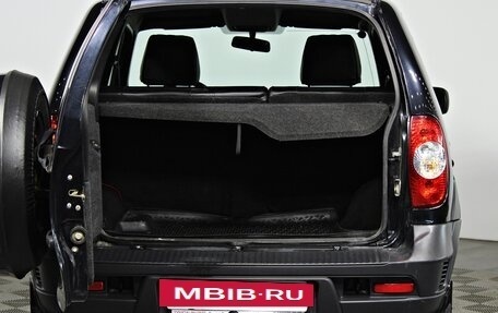 Chevrolet Niva I рестайлинг, 2017 год, 797 000 рублей, 16 фотография