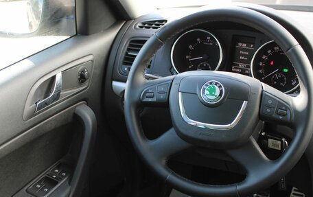 Skoda Yeti I рестайлинг, 2013 год, 925 000 рублей, 17 фотография