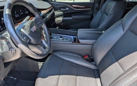Cadillac Escalade V, 2022 год, 12 610 000 рублей, 9 фотография