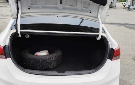 Hyundai Solaris II рестайлинг, 2018 год, 785 000 рублей, 9 фотография