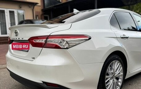 Toyota Camry, 2019 год, 3 300 000 рублей, 3 фотография