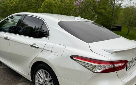 Toyota Camry, 2019 год, 3 300 000 рублей, 9 фотография