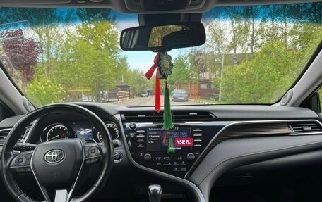 Toyota Camry, 2019 год, 3 300 000 рублей, 11 фотография