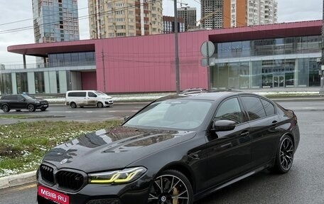BMW M5, 2022 год, 14 799 999 рублей, 2 фотография