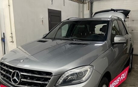 Mercedes-Benz M-Класс, 2014 год, 2 500 000 рублей, 8 фотография