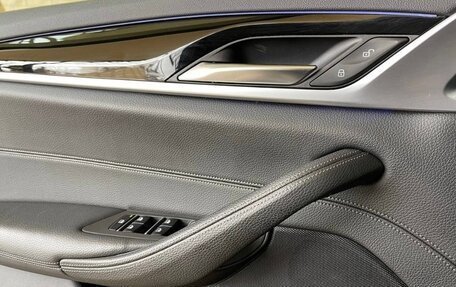 BMW 5 серия, 2019 год, 3 900 000 рублей, 14 фотография