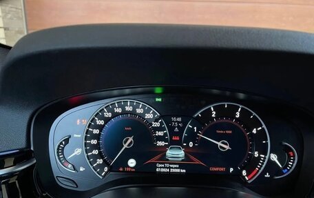 BMW 5 серия, 2019 год, 3 900 000 рублей, 15 фотография