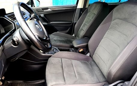 Volkswagen Tiguan II, 2018 год, 3 400 000 рублей, 11 фотография
