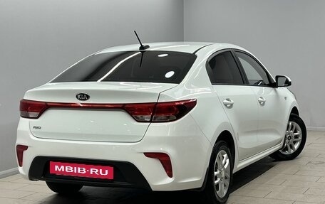 KIA Rio IV, 2018 год, 1 365 000 рублей, 4 фотография