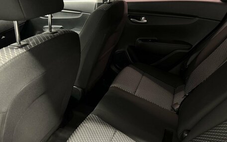 KIA Rio IV, 2018 год, 1 365 000 рублей, 12 фотография