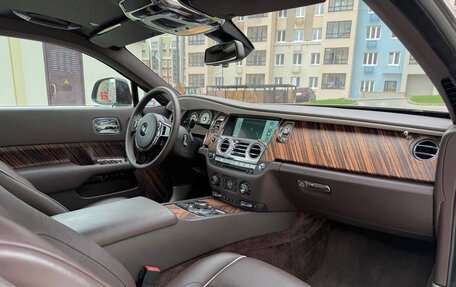 Rolls-Royce Wraith, 2015 год, 15 890 000 рублей, 25 фотография