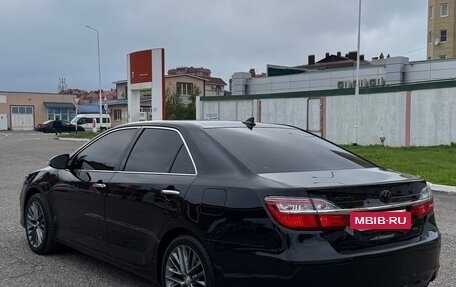 Toyota Camry, 2017 год, 2 300 000 рублей, 6 фотография