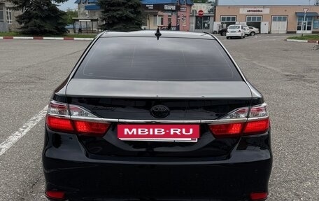 Toyota Camry, 2017 год, 2 300 000 рублей, 8 фотография