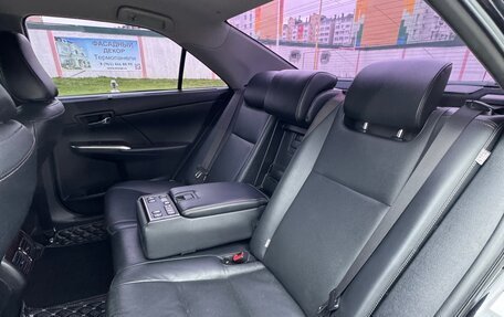 Toyota Camry, 2017 год, 2 300 000 рублей, 18 фотография