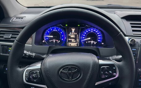 Toyota Camry, 2017 год, 2 300 000 рублей, 26 фотография