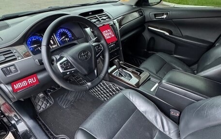 Toyota Camry, 2017 год, 2 300 000 рублей, 21 фотография