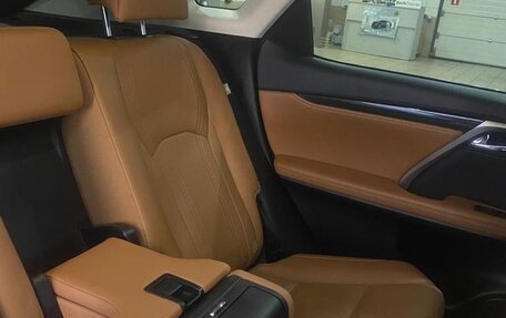Lexus RX IV рестайлинг, 2020 год, 5 700 000 рублей, 5 фотография