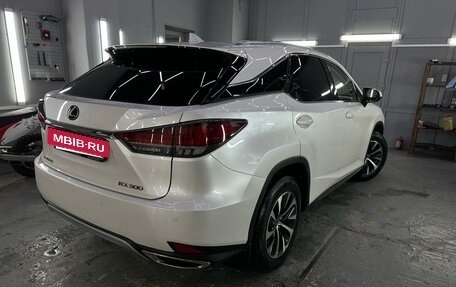 Lexus RX IV рестайлинг, 2020 год, 5 700 000 рублей, 2 фотография