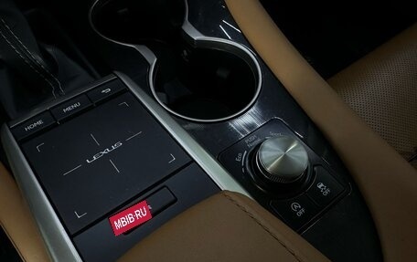 Lexus RX IV рестайлинг, 2020 год, 5 700 000 рублей, 13 фотография
