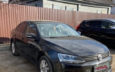 Volkswagen Jetta VI, 2014 год, 880 000 рублей, 2 фотография
