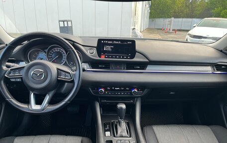 Mazda 6, 2019 год, 2 600 000 рублей, 10 фотография