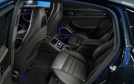 Porsche Panamera II рестайлинг, 2017 год, 10 300 000 рублей, 15 фотография
