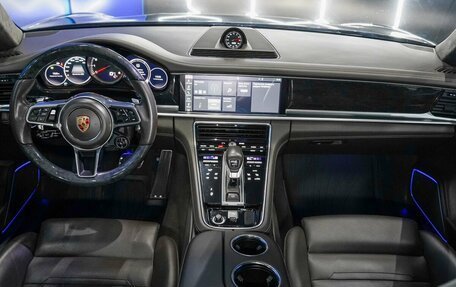 Porsche Panamera II рестайлинг, 2017 год, 10 300 000 рублей, 13 фотография