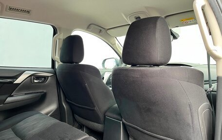 Mitsubishi Pajero Sport III рестайлинг, 2018 год, 2 267 500 рублей, 10 фотография