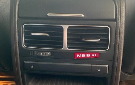 Volkswagen Touareg III, 2011 год, 1 990 000 рублей, 17 фотография