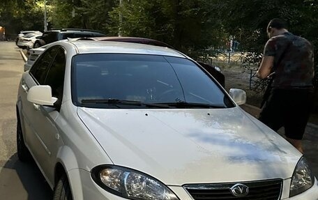 Daewoo Gentra II, 2014 год, 600 000 рублей, 3 фотография