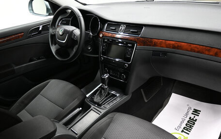 Skoda Superb III рестайлинг, 2013 год, 1 095 000 рублей, 16 фотография