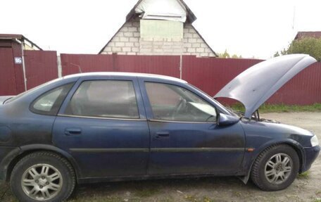 Opel Vectra B рестайлинг, 1996 год, 110 000 рублей, 3 фотография
