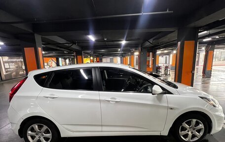 Hyundai Solaris II рестайлинг, 2012 год, 950 000 рублей, 1 фотография