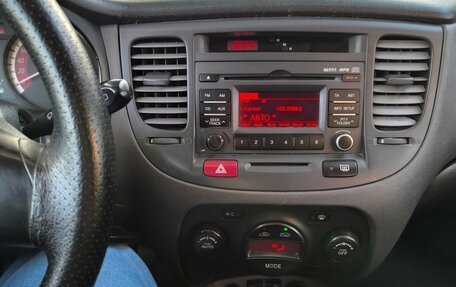 KIA Rio II, 2011 год, 570 000 рублей, 6 фотография