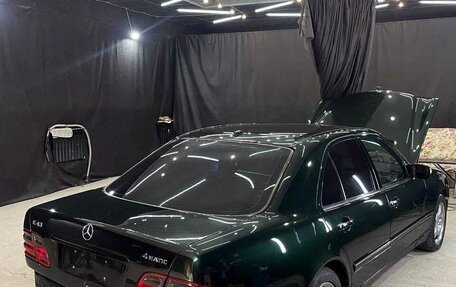 Mercedes-Benz E-Класс, 2000 год, 850 000 рублей, 5 фотография