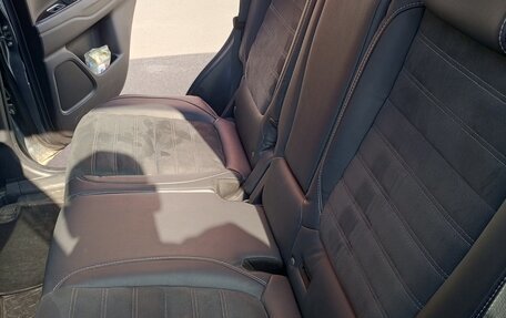 Mitsubishi Outlander III рестайлинг 3, 2015 год, 1 900 000 рублей, 13 фотография