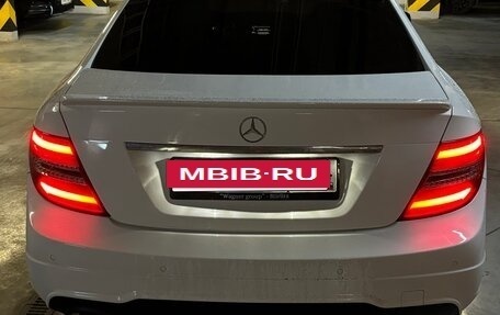 Mercedes-Benz C-Класс, 2013 год, 1 250 000 рублей, 3 фотография