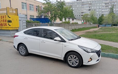 Hyundai Solaris II рестайлинг, 2021 год, 1 550 000 рублей, 6 фотография