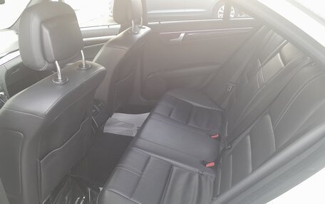 Mercedes-Benz C-Класс, 2011 год, 1 400 000 рублей, 2 фотография