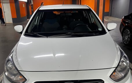 Hyundai Solaris II рестайлинг, 2012 год, 950 000 рублей, 2 фотография